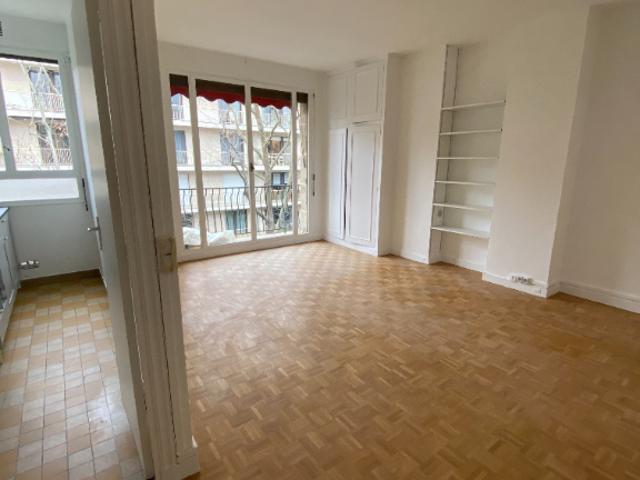 Studio location à France métropolitaine, Neuilly-sur-seine