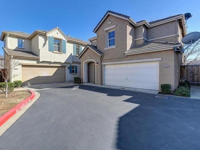 Condo for sale in Roseville, California