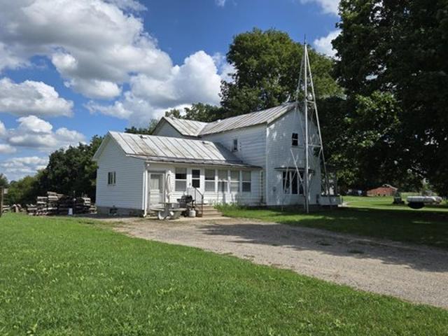 House for sale in Hillsdale, Michigan