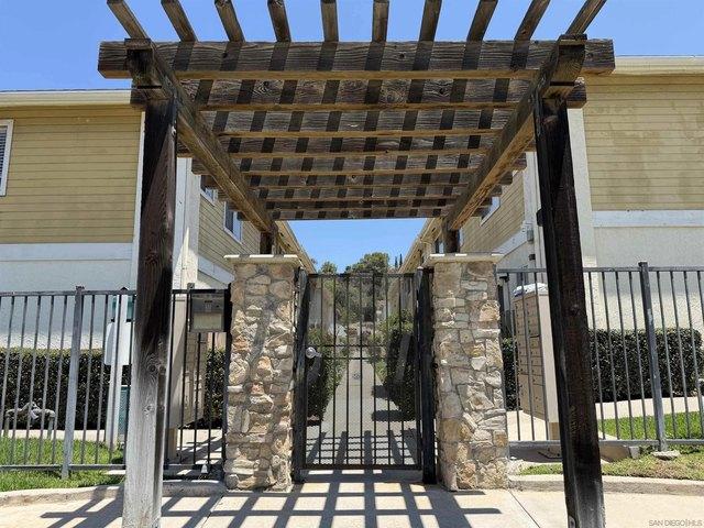 Condo for sale in Spring Valley, California