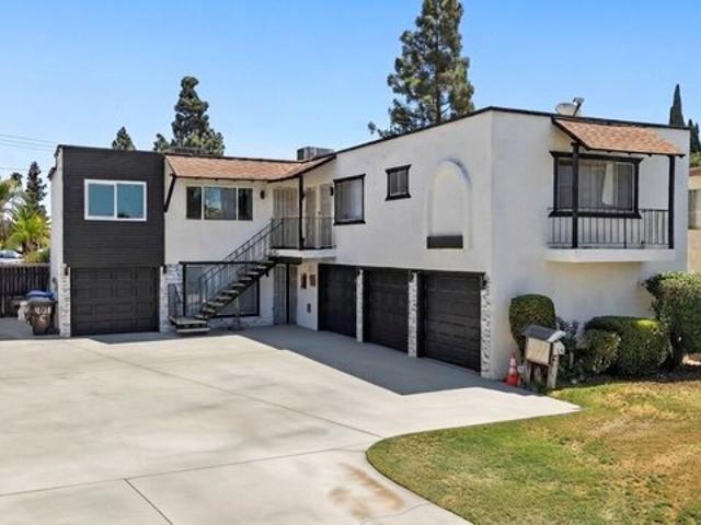 House for sale in Walnut Village, Fontana