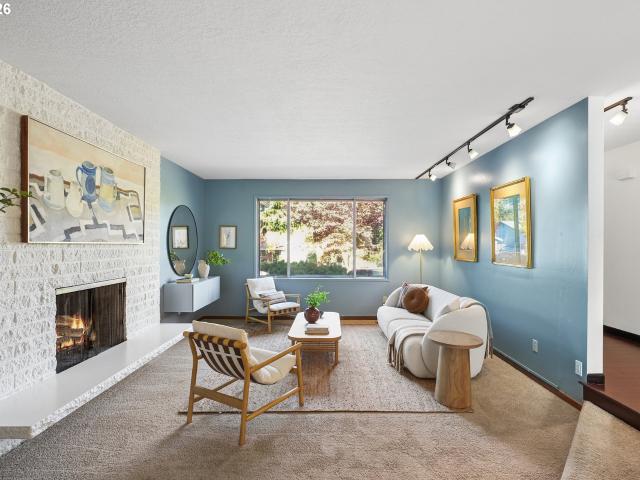 House for sale in Raleigh West, Beaverton