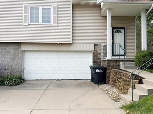 Townhouse for sale in Omaha, Douglas County
