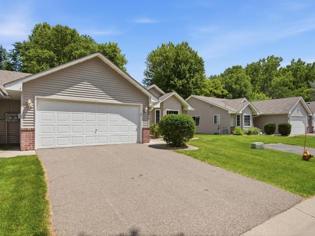 Townhouse for sale in Coon Rapids, Minnesota
