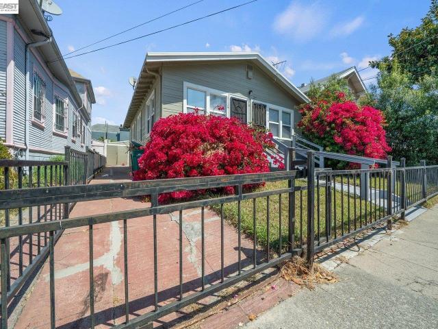 House for sale in Oakland, California