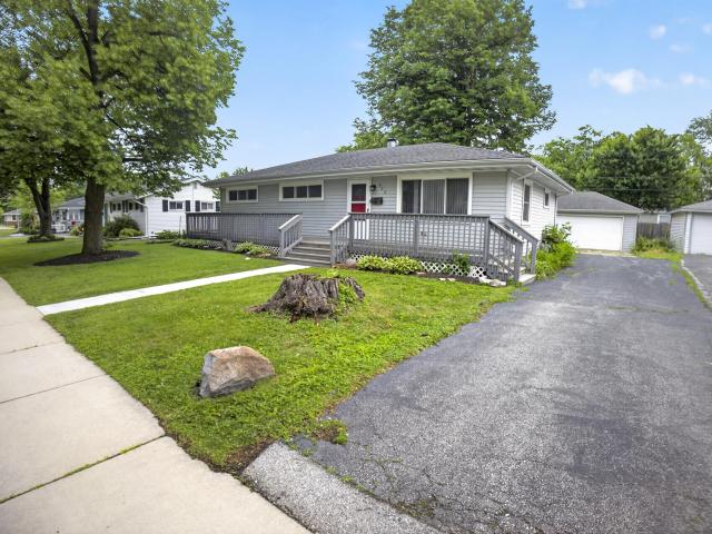 House for sale in Crown Point, Indiana