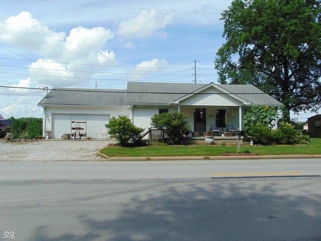 House for sale in Jamestown, Indiana