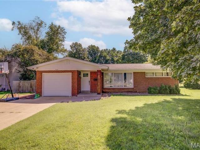 House for sale in Sikeston, Missouri