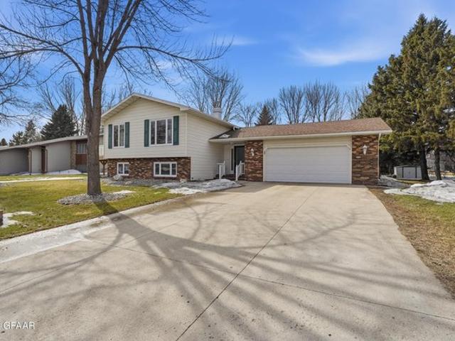 House for sale in East Grand Forks, Minnesota