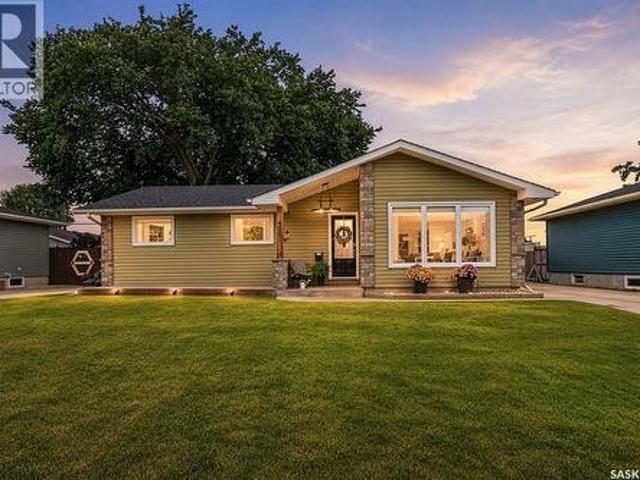 House for sale in Moose Jaw, Saskatchewan