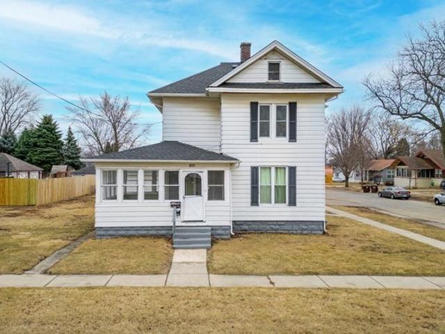 House for sale in Rochelle, Illinois