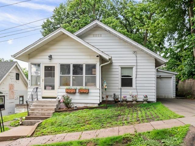 House for sale in Davenport, Iowa