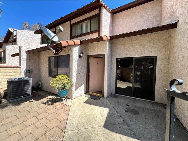 Townhouse for sale in Upland, San Bernardino County