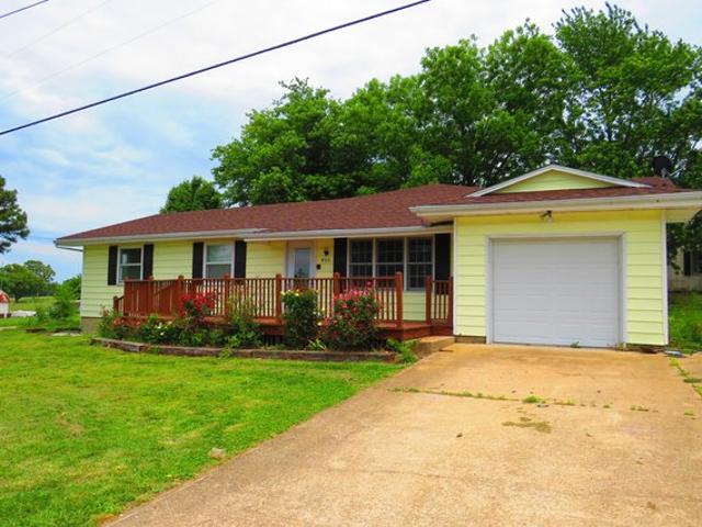 House for sale in Mountain Grove, Missouri