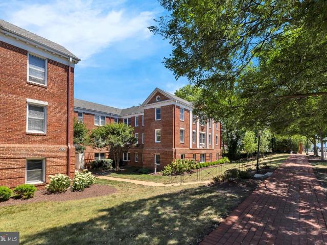 Condo for sale in Lyles-Crouch, Alexandria