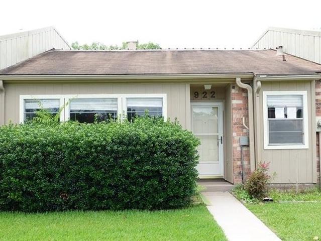 Townhouse for sale in Lufkin, Texas