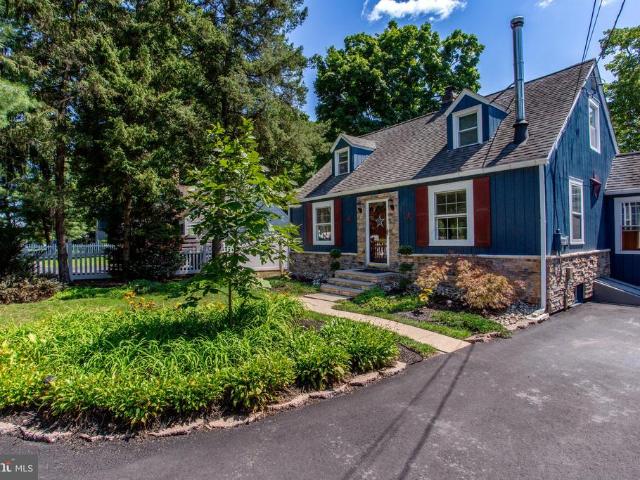 House for sale in Neshanic Station, New Jersey