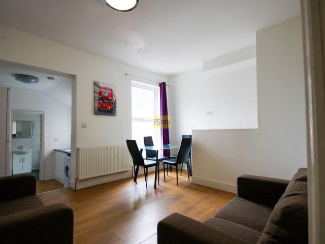 Room for rent in Stirchley, Birmingham