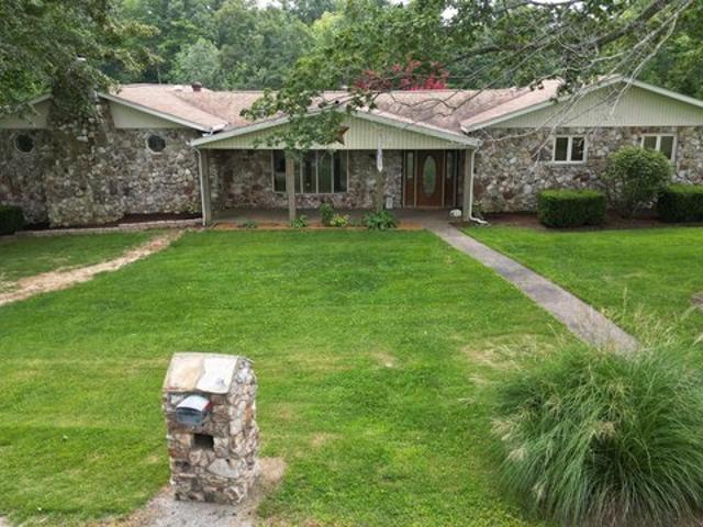 House for sale in Dongola, Illinois