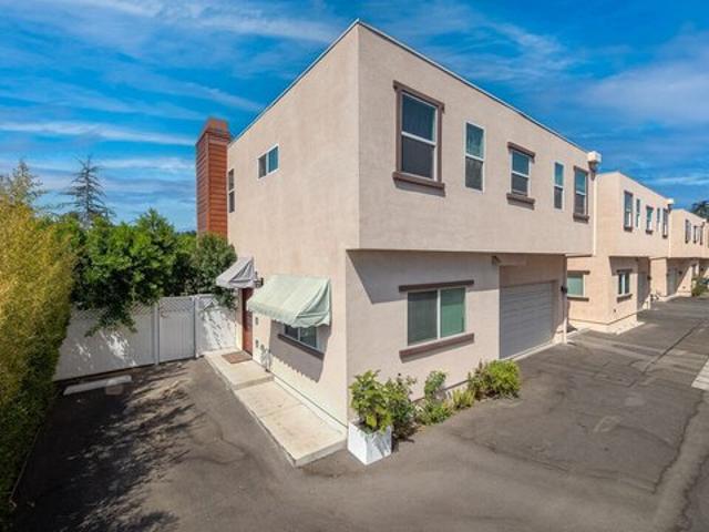 Townhouse for sale in Panorama City Neighborhood Council District, Canoga Park