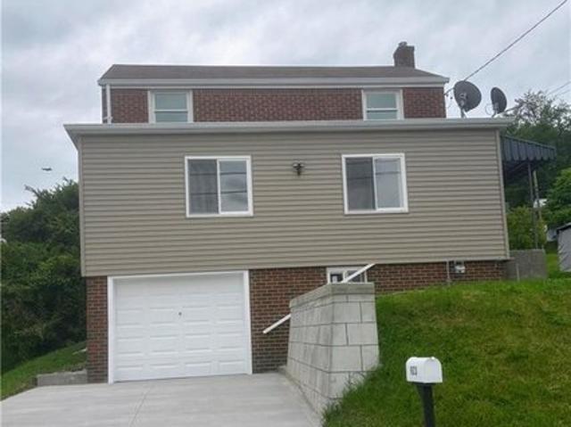 House for sale in Elizabeth, Pennsylvania