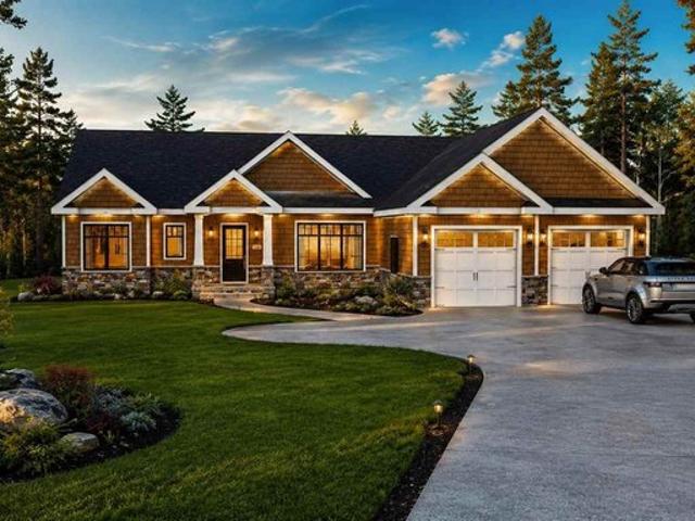 House for sale in Harbor Springs, Emmet County
