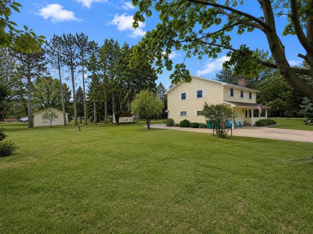 House for sale in Marinette, Marinette County
