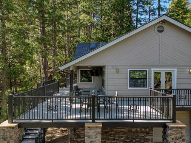 Property for sale in Arnold, California