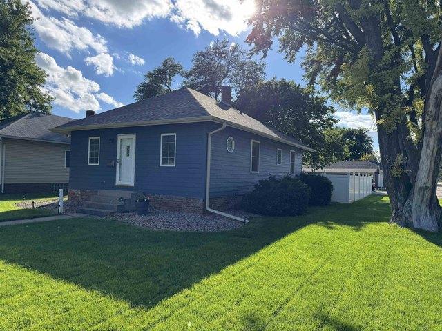 House for sale in Dewaynes Trailer Court, Holdrege