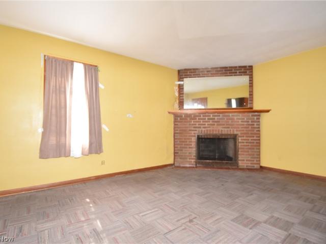 House for sale in Youngstown, Ohio