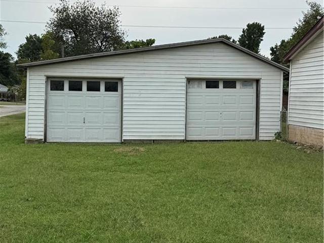 House for sale in Bates, Missouri