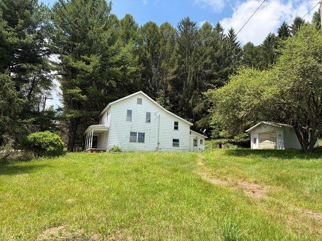 House for sale in Crawford, Pennsylvania