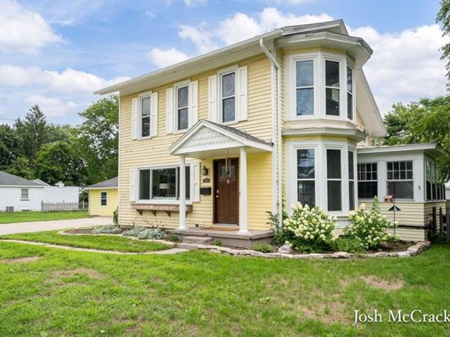House for sale in Lowell, Michigan