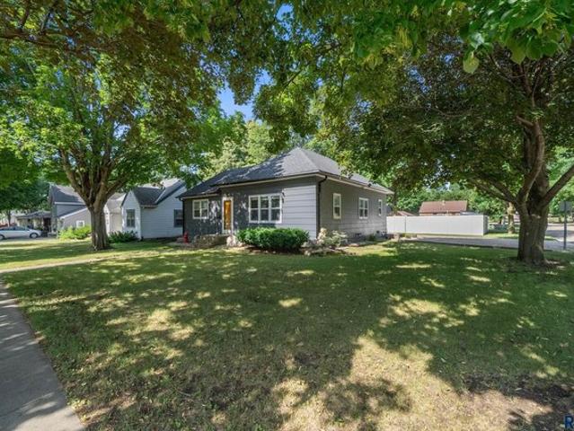 House for sale in Rock, Minnesota