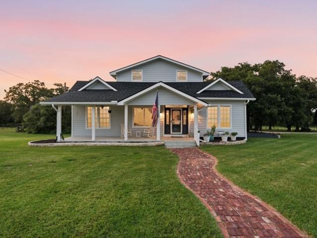 House for sale in Hood, Texas