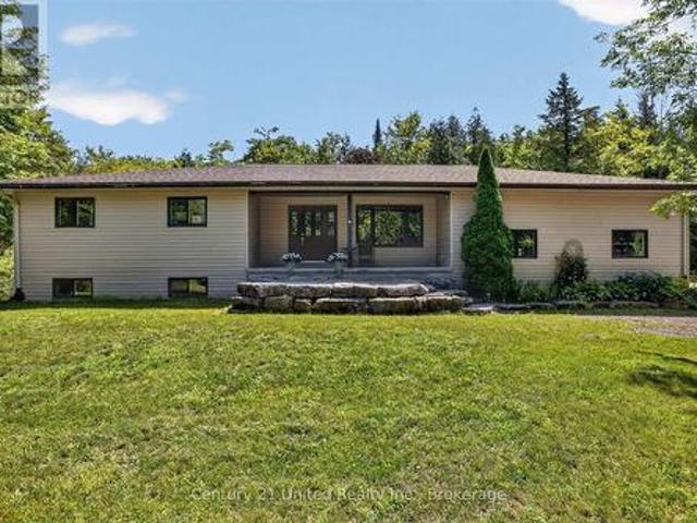 House for sale in Douro-dummer, Ontario