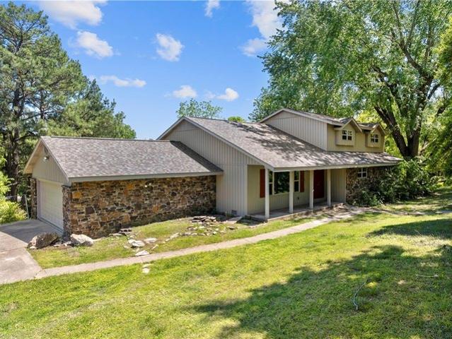 House for sale in Ark
