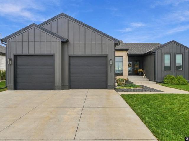 House for sale in Southwest Village, Lincoln