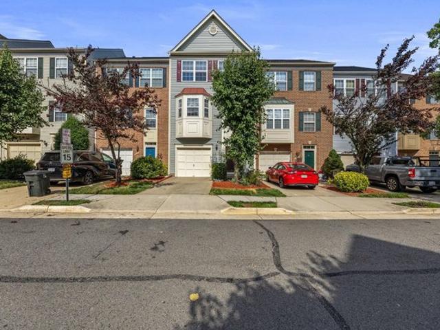 Townhouse for sale in Virginia