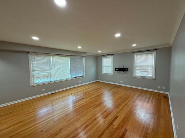 Property for rent in Oak Lawn, Illinois