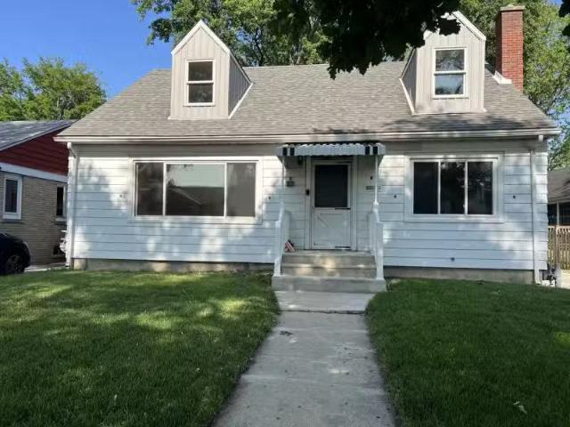 House for rent in Oak Lawn