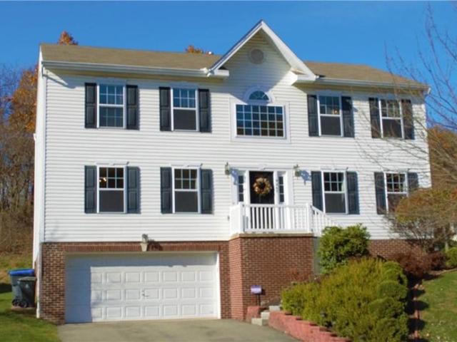 House for sale in Cranberry Twp, Pennsylvania