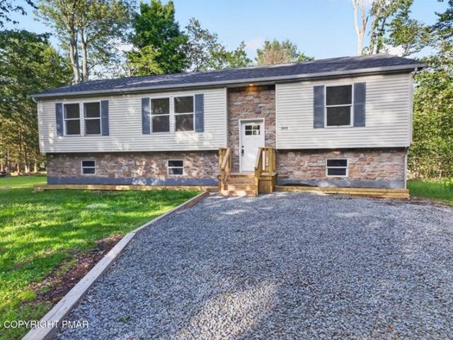 House for sale in Cresco, Pennsylvania