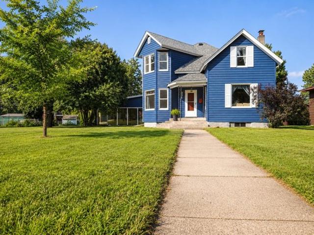 House for sale in Wabasha, Minnesota