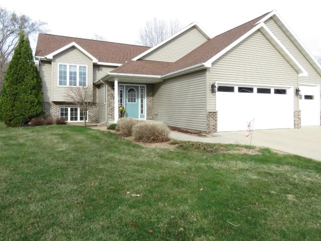 House for sale in Pine Island, Minnesota