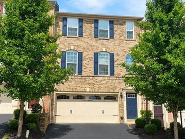 Townhouse for sale in Wexford, Pennsylvania