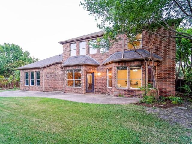 House for sale in Murphy, Collin County