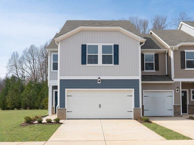 Townhouse for sale in Alamance, North Carolina