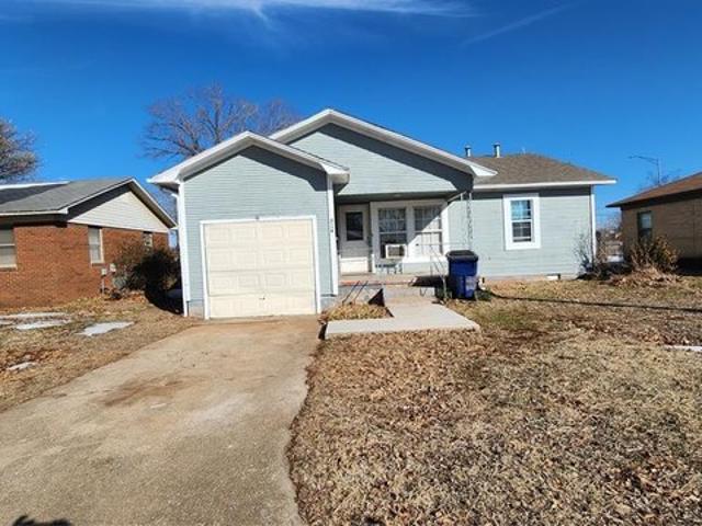 House for sale in Lindsay, Oklahoma