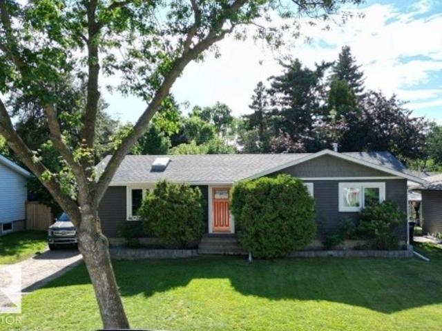 House for sale in Sherwood Park, Alberta